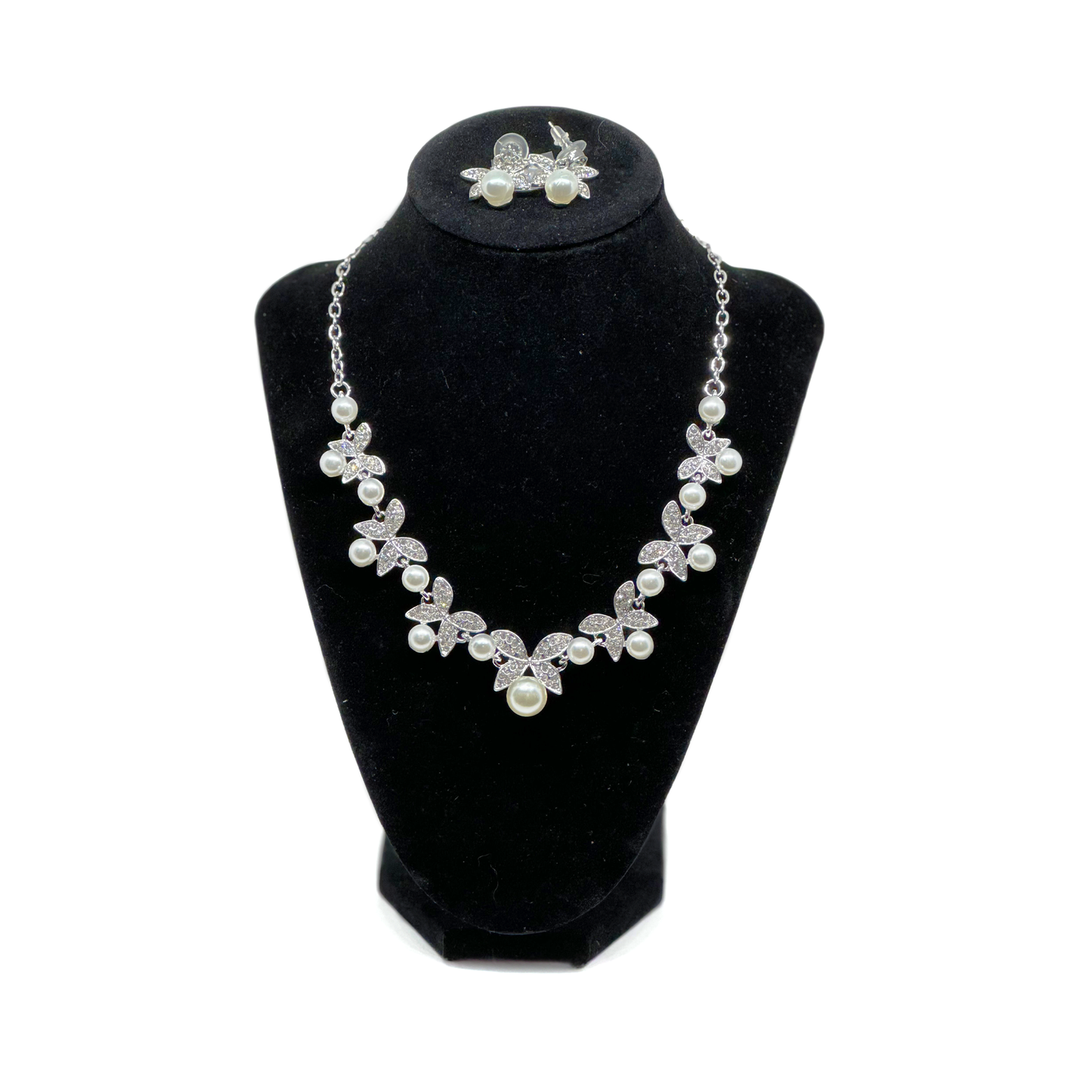 TIMELESS ELEGANCE PEAL NECKLACE AND EARRINGS