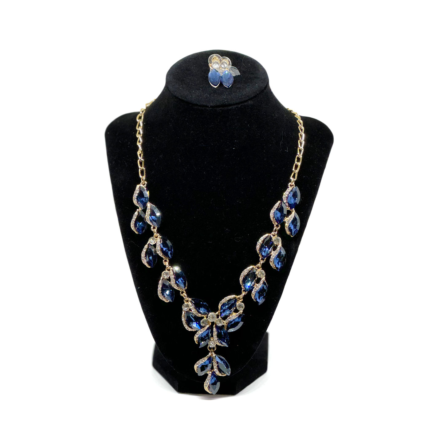 SOPHISTICATED BLUE NILE NECKLACE