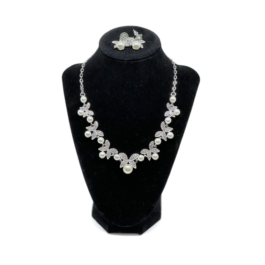 TIMELESS ELEGANCE PEAL  NECKLACE AND EARRINGS