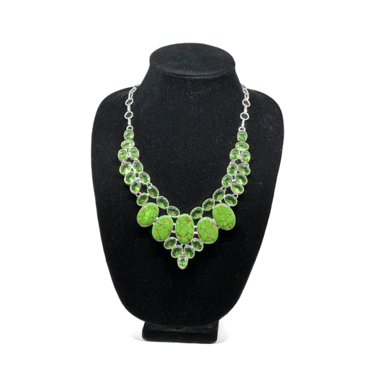 GREEN PERIDOR AND TURQUOISE  LIME GREEN NECKLACE