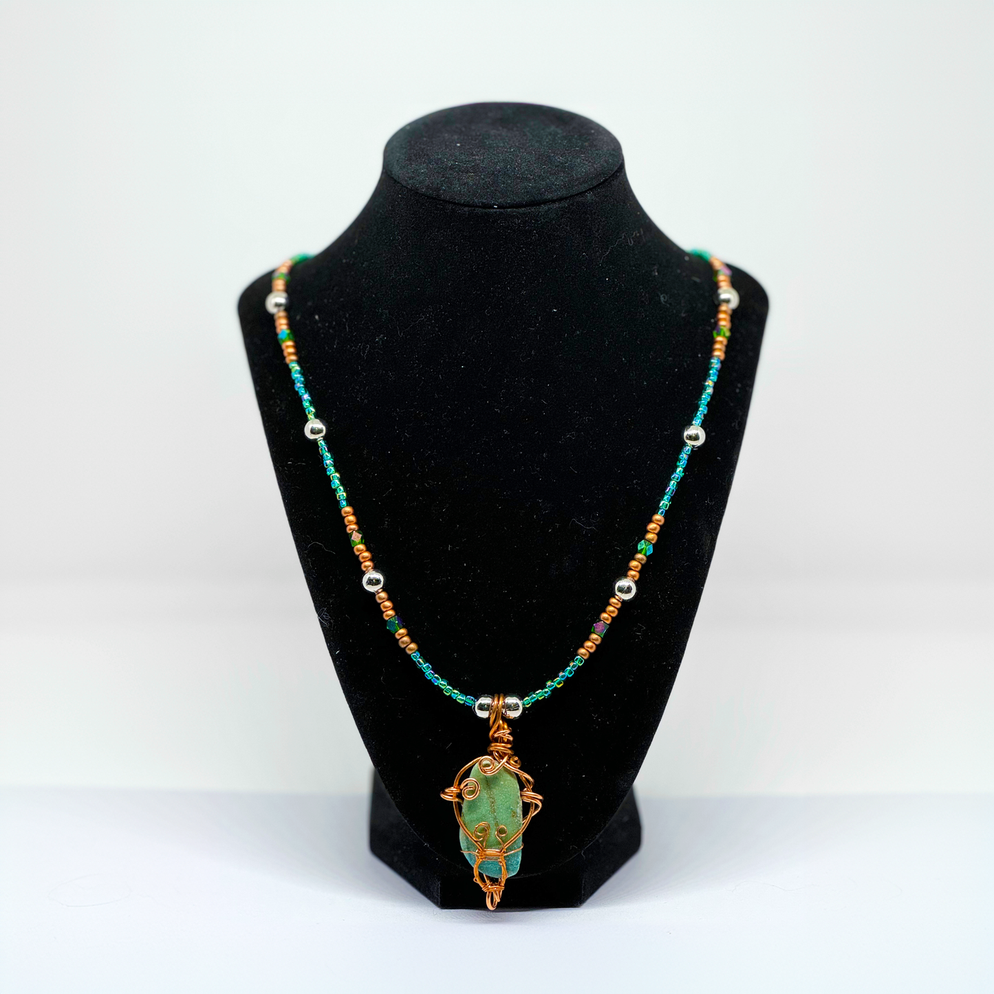 WIRED COPPER TURQUOISE PENDANT