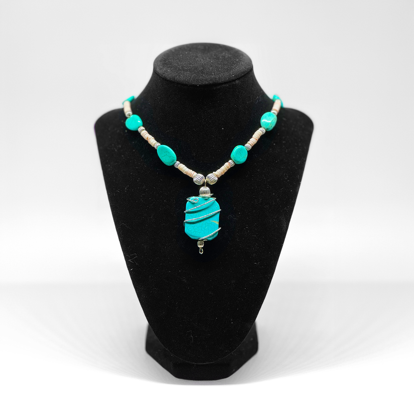 TURQUOISE AND SHELL NECKLACE